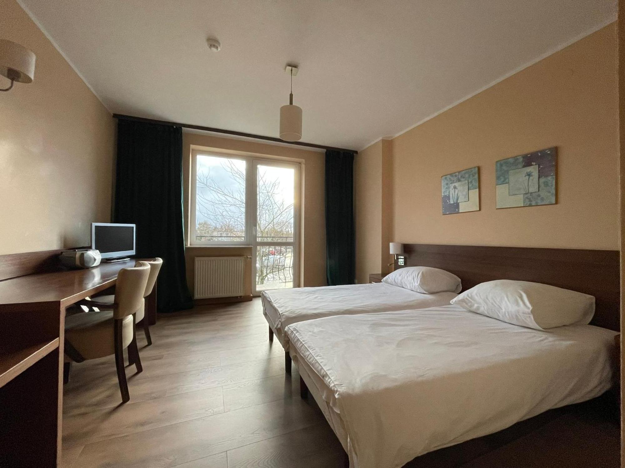 Motel Pieprzyk โควอบเซก ภายนอก รูปภาพ