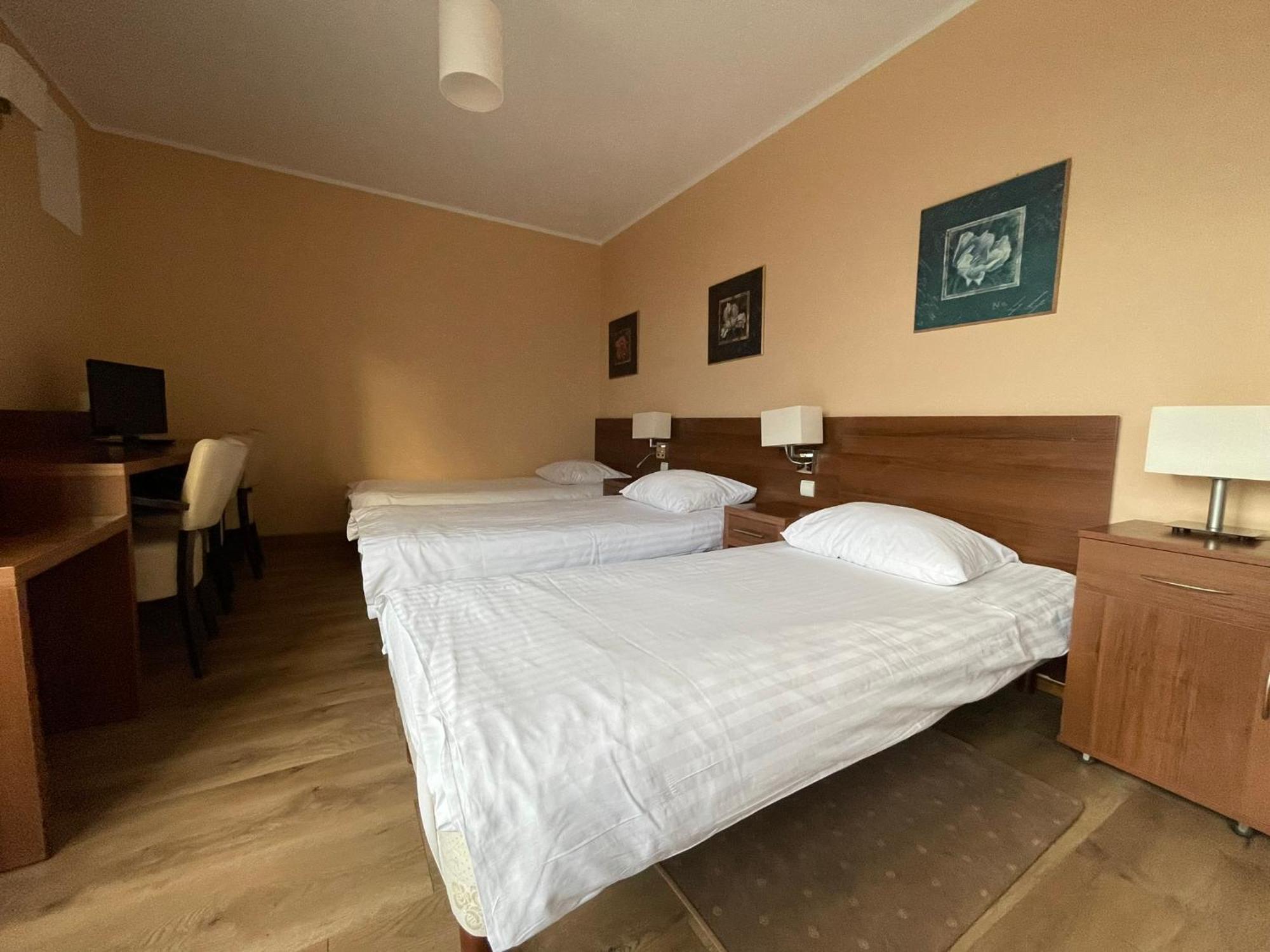 Motel Pieprzyk โควอบเซก ภายนอก รูปภาพ