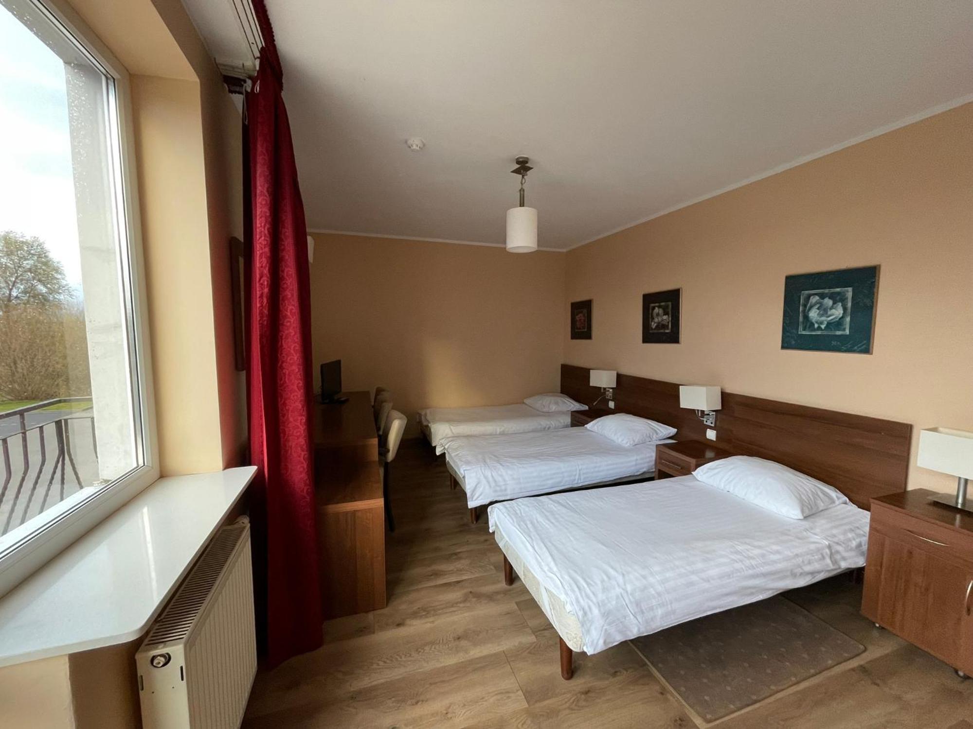 Motel Pieprzyk โควอบเซก ภายนอก รูปภาพ